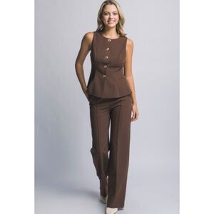 1150 • Chocolate Brown Hourglass Sleeveless Organic Gold Button Top & Pants Set